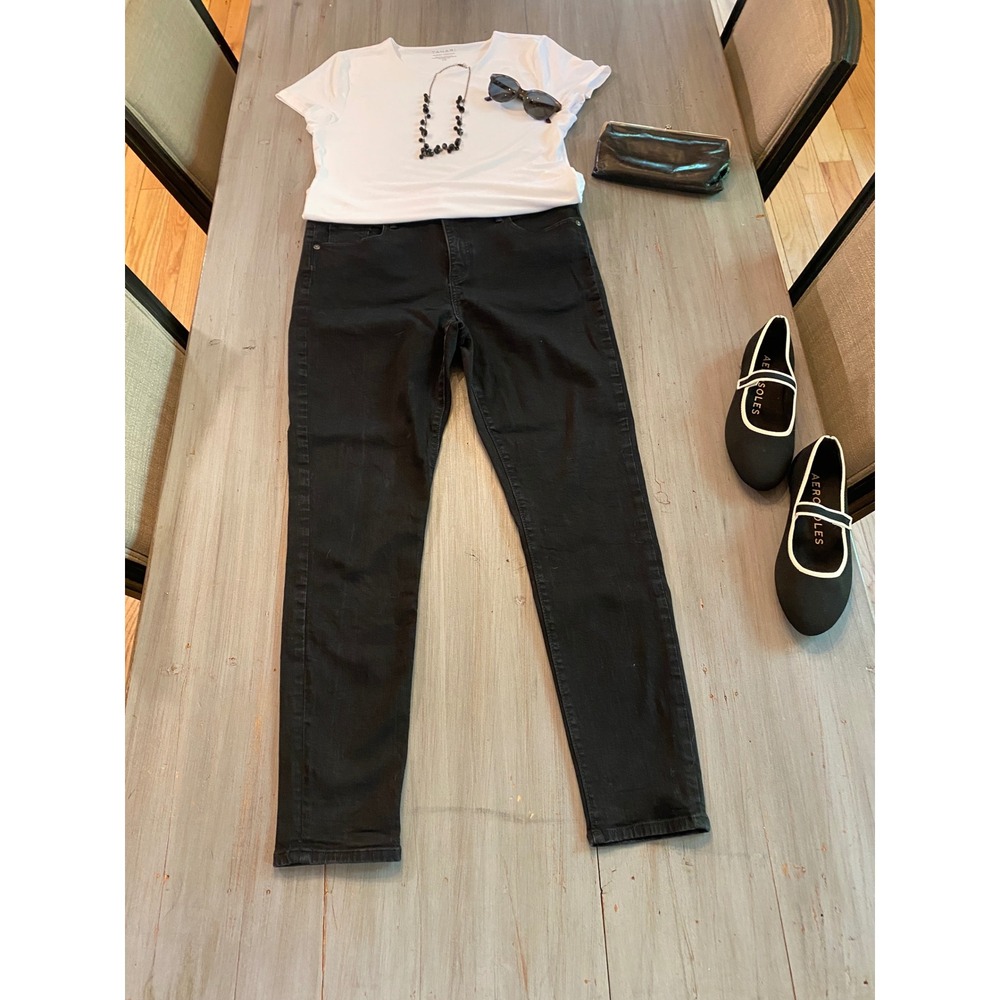 034 - Loft Black Skinny Jeans Womens Size 32 14 Slim Pockets Denim Pants Solid‎